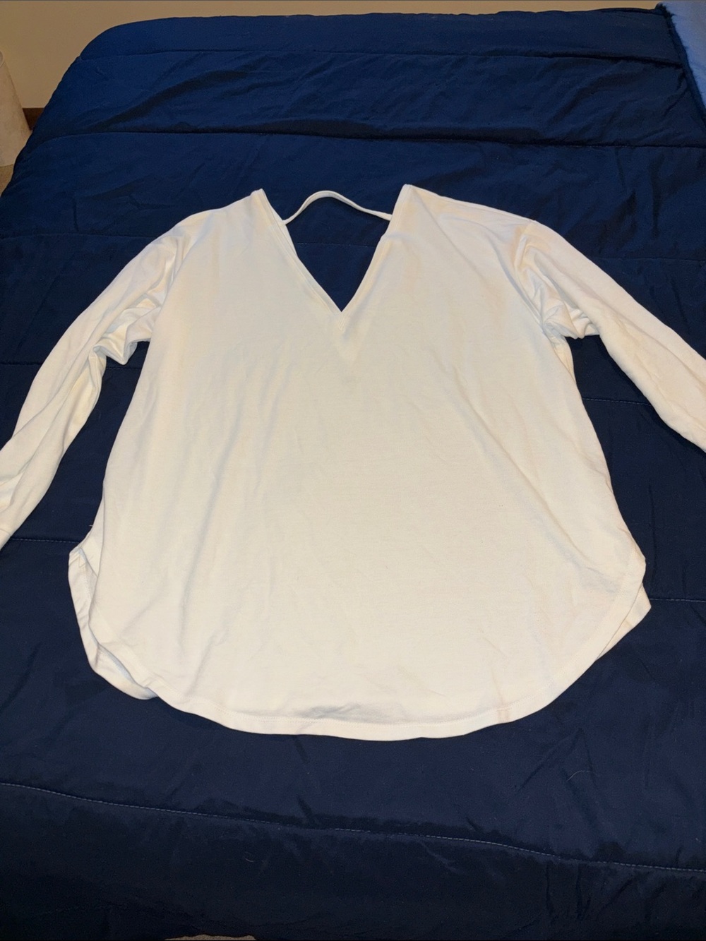 Torrid Black V-Neck Long Sleeve Tee TRU Active Top Size 2X Women’s Plus Size